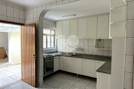 Sobrado para alugar com 3 quartos, sendo 1 suíte, em Vila Gomes Cardim, São Paulo, SP
