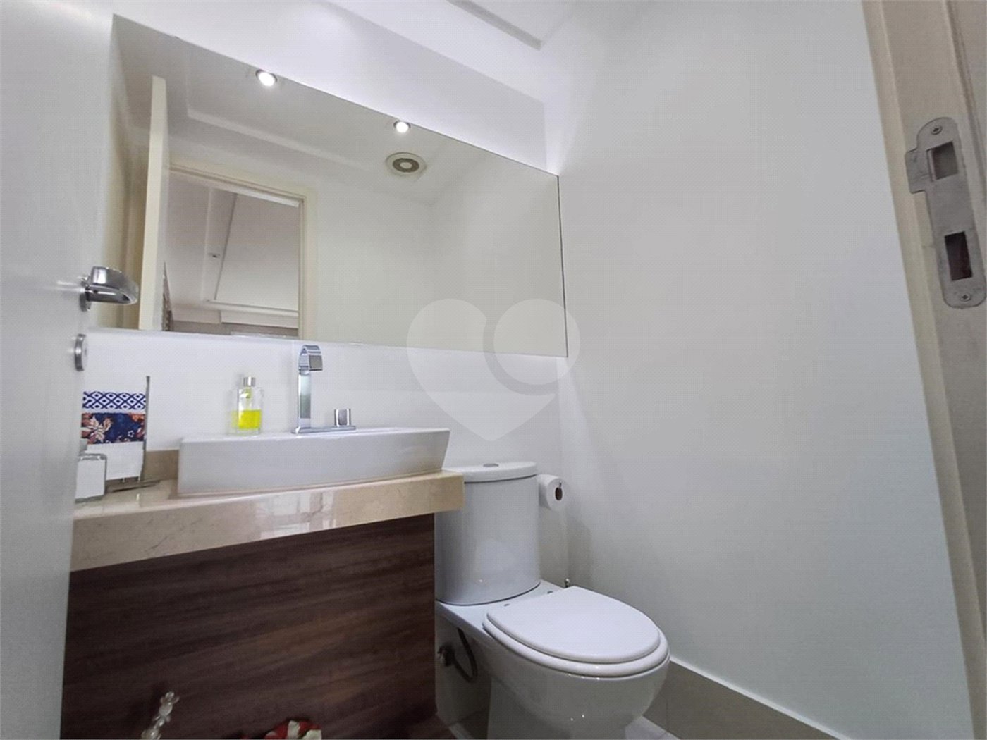 Apartamento à venda com 3 suítes em Santa Teresinha, São Paulo, SP