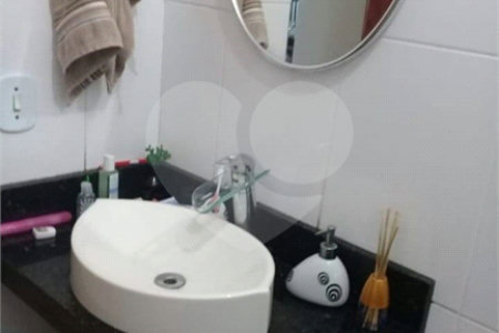 Casa à venda com 4 quartos, sendo 1 suíte, em Parque Santa Rosa, Suzano, SP