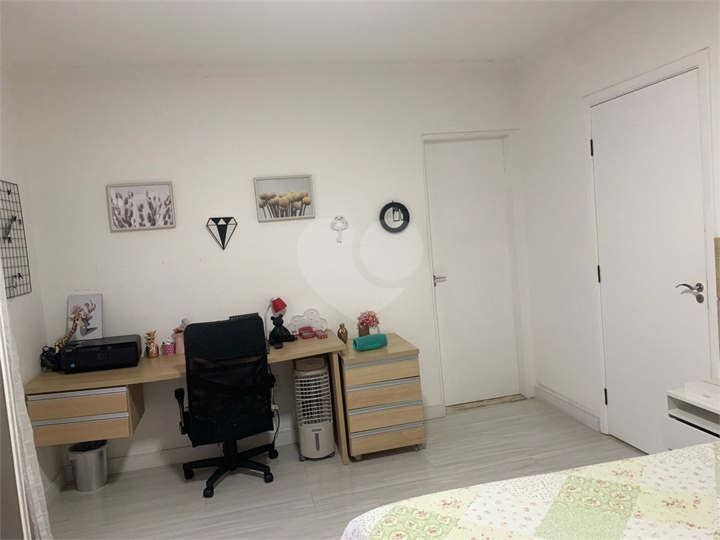 Sobrado à venda com 3 quartos, sendo 1 suíte, em Residencial Novo Horizonte I, Mogi das Cruzes, SP