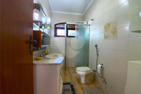 Casa à venda com 4 quartos, sendo 3 suítes,  no condomínio Village D'avignon, Sorocaba - SP