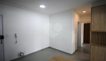 Apartamento à venda com 2 quartos, sendo 1 suíte,  em Parque Campolim, Sorocaba, SP