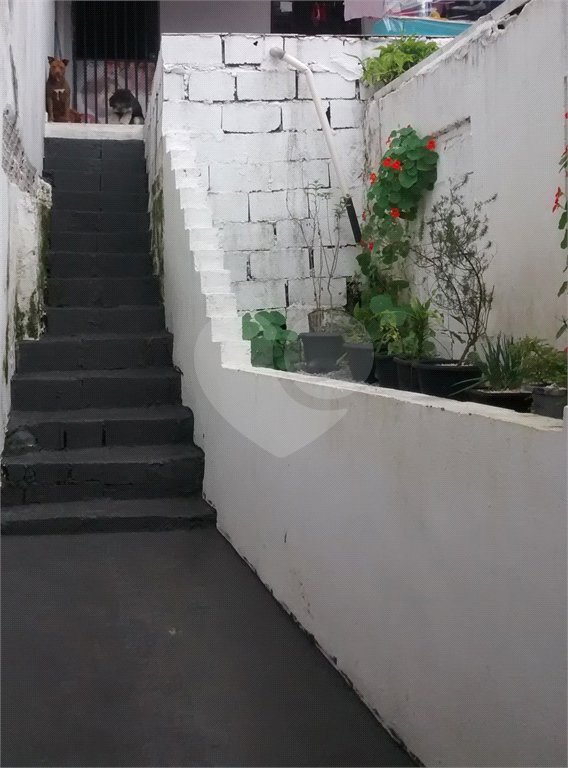 Sobrado à venda com 2 suítes em Jardim Obelisco, Poá, SP