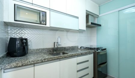 Apartamento à venda com 3 quartos, sendo 1 suíte,  em Jardim Parque Morumbi, São Paulo, SP