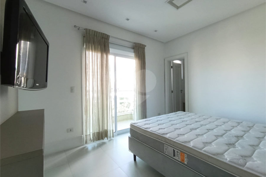 Apartamento para alugar com 3 suítes em Jardim Virgínia, Guarujá, SP