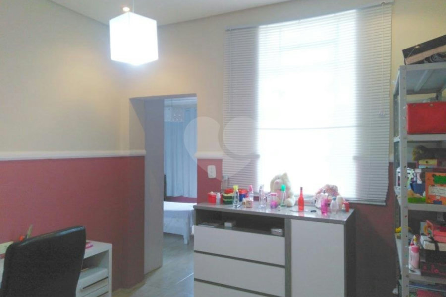 Sobrado à venda ou para alugar com 4 quartos, sendo 1 suíte, em Santana, São Paulo, SP