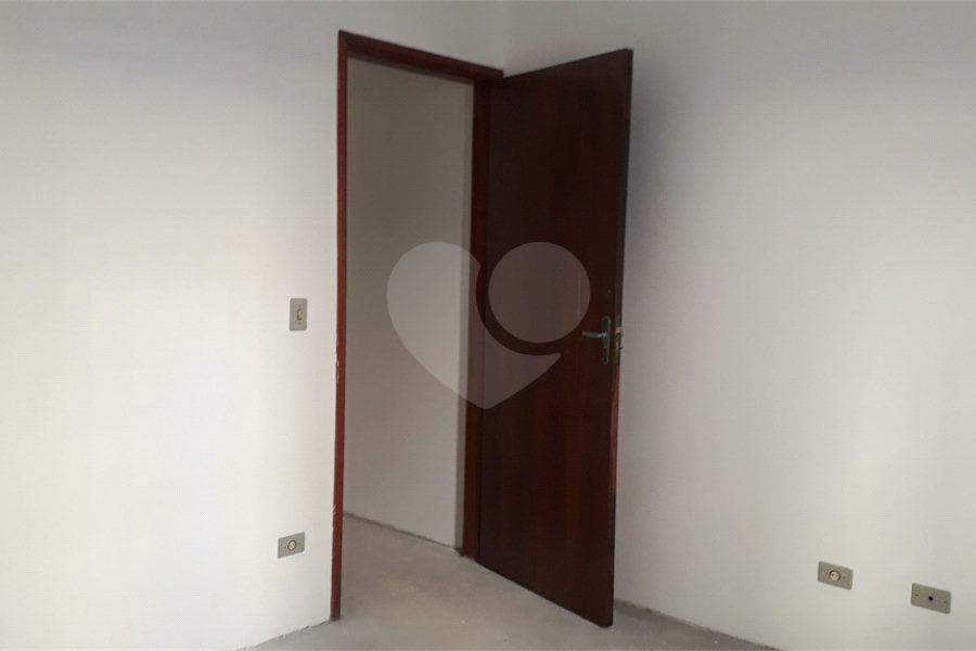 Sobrado à venda com 4 quartos, sendo 1 suíte, em Imirim, São Paulo, SP