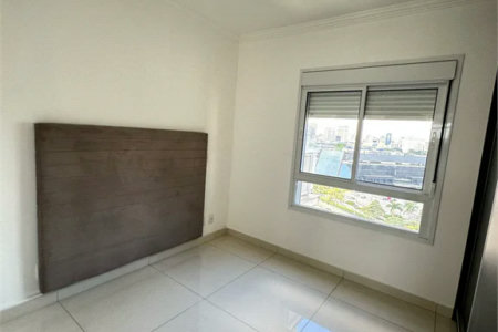 Apartamento à venda com 3 quartos, sendo 1 suíte, em Pinheiros, São Paulo, SP