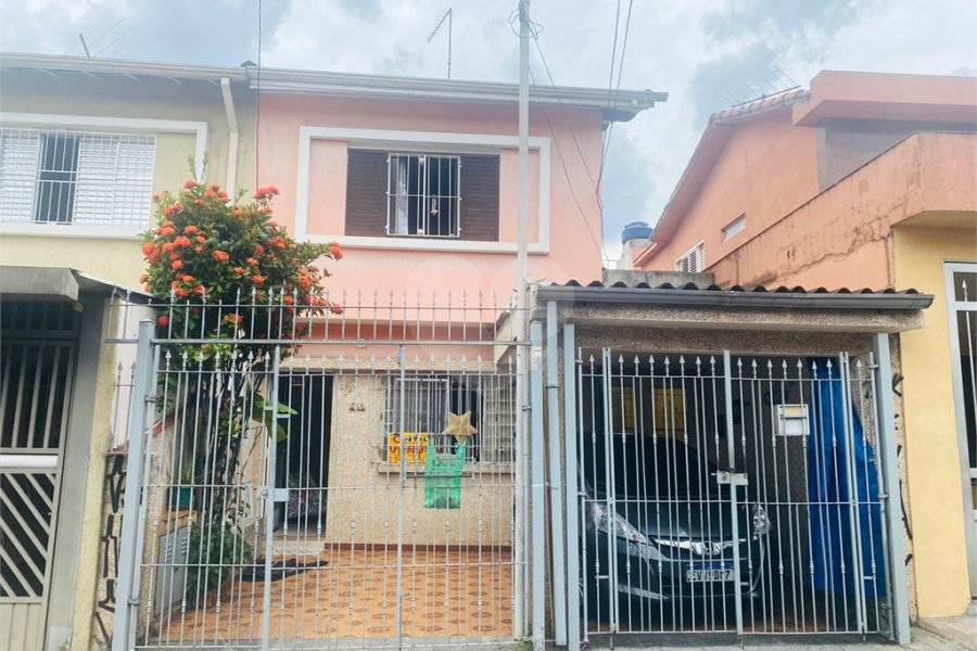 Casa à venda com 3 quartos em Vila Constança, São Paulo, SP
