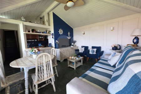 Casa em condomínio à venda com 2 quartos, sendo 1 suíte, em Praia Rasa, Armação dos Búzios, RJ