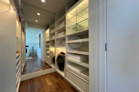 Apartamento para alugar com 4 suítes em Água Fria, São Paulo, SP