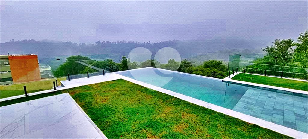 Casa à venda com 4 suítes no condomínio Genesis II, Santana de Parnaíba - SP