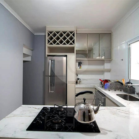 Casa à venda com 2 quartos no condomínio Karolyne, Votorantim - SP
