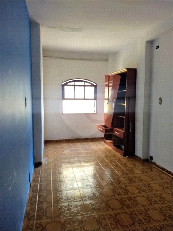 Sobrado à venda com 2 quartos em Tremembé, São Paulo, SP