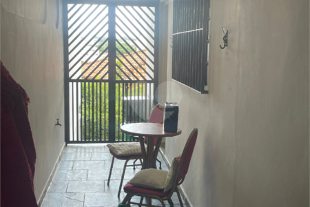 Sobrado à venda com 3 quartos em Vila Nova Alba, São Paulo, SP