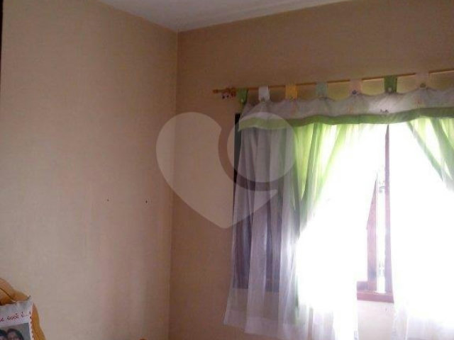 Sobrado à venda com 3 quartos, sendo 1 suíte,  em Vila Mazzei, São Paulo, SP