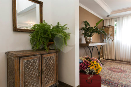 Apartamento à venda com 4 quartos, sendo 3 suítes, em Campo Belo, São Paulo, SP