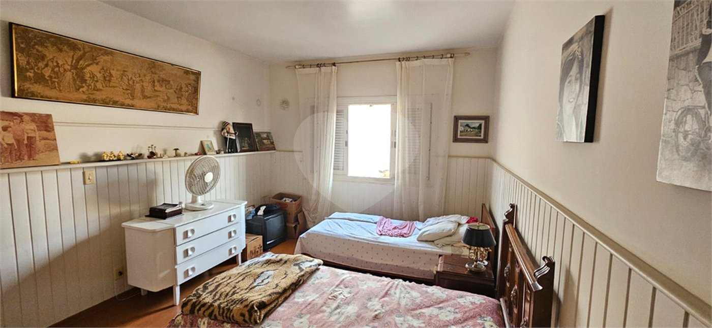 Sobrado à venda ou para alugar com 3 quartos, sendo 1 suíte,  em Indianópolis, São Paulo, SP