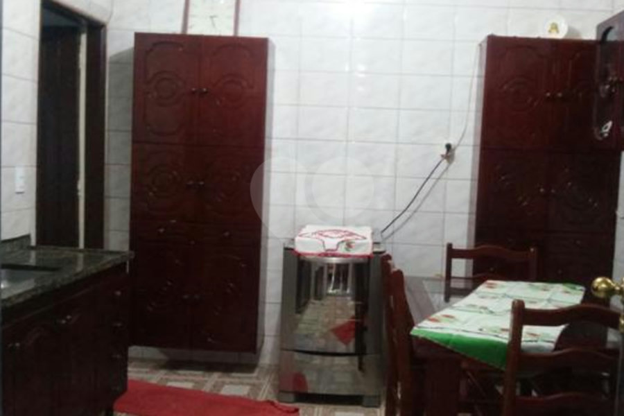 Sobrado à venda com 2 quartos em Tremembé, São Paulo, SP