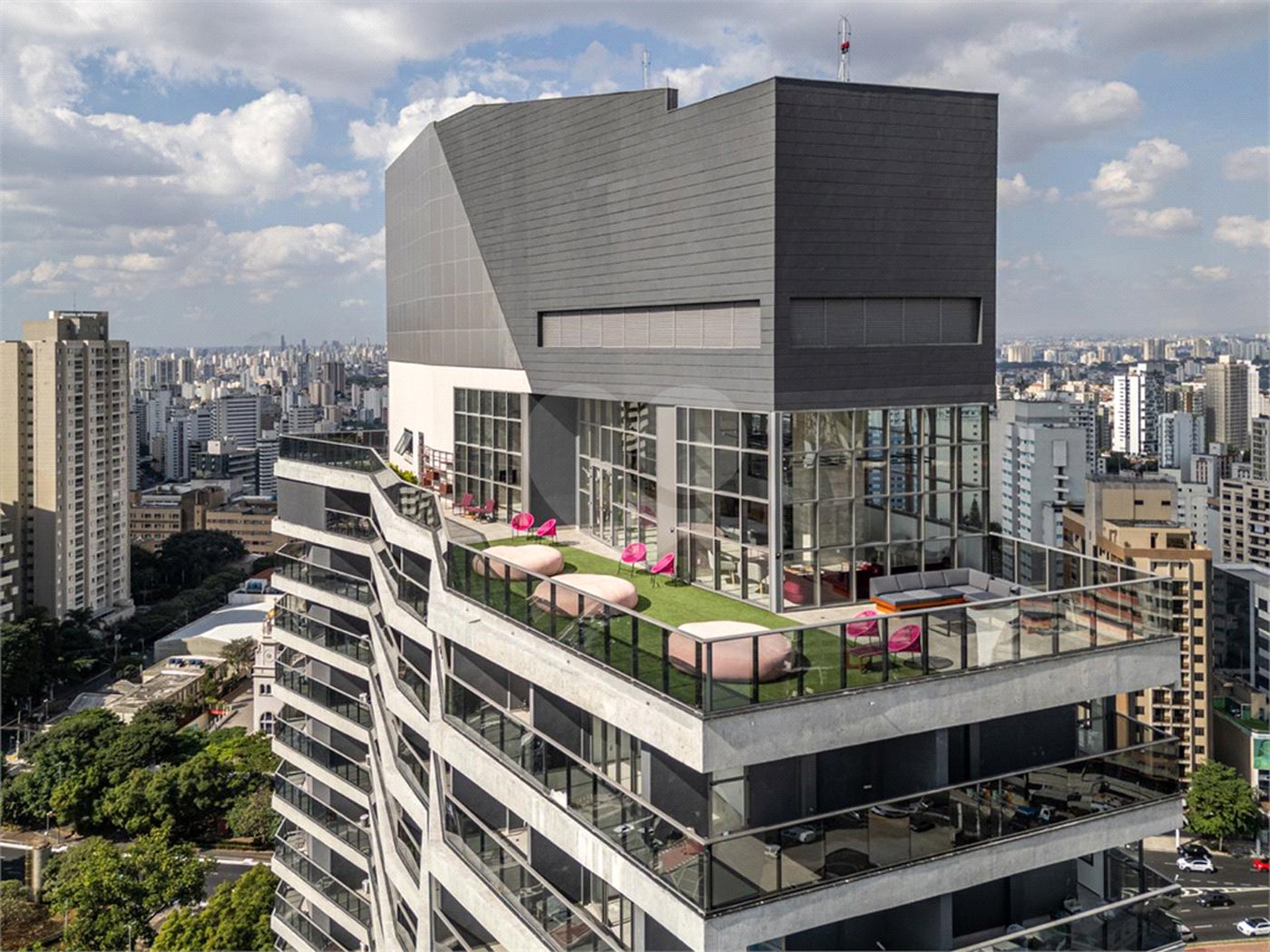 Studio à venda com 1 suíte em Indianópolis, São Paulo, SP