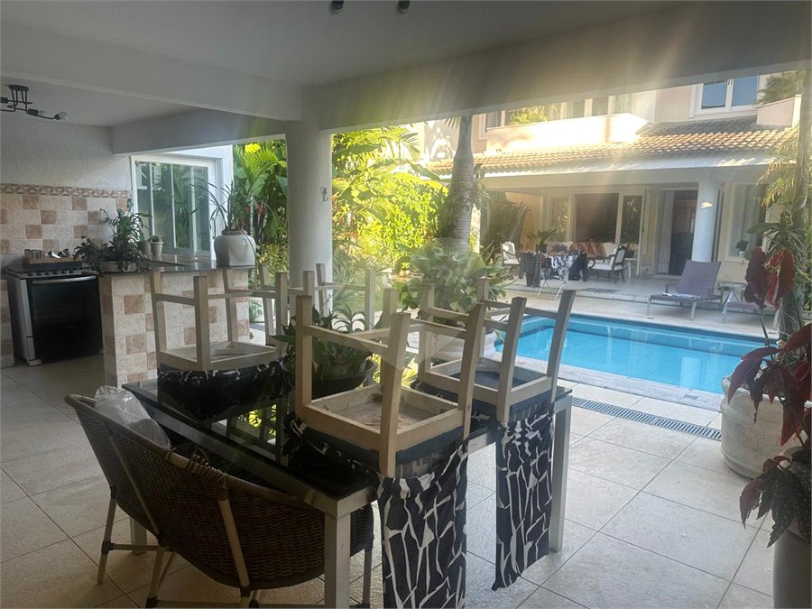 Casa à venda com 5 suítes em Barra da Tijuca, Rio de Janeiro, RJ