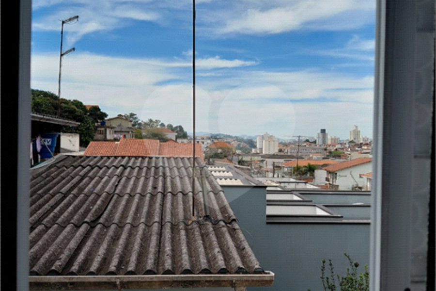 Casa à venda com 2 suítes no condomínio Residencial Guilhen, São Paulo - SP