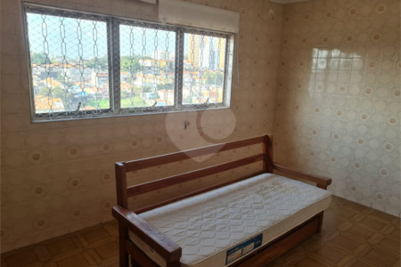 Sobrado à venda com 2 quartos, sendo 1 suíte, em Jardim Ivana, São Paulo, SP