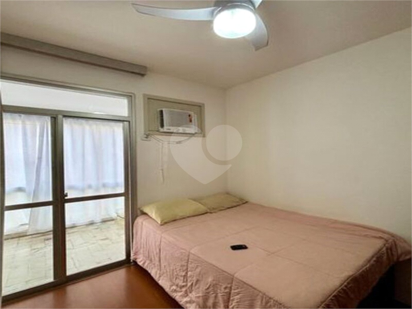 Apartamento à venda com 3 quartos, sendo 1 suíte, em Botafogo, Rio de Janeiro, RJ