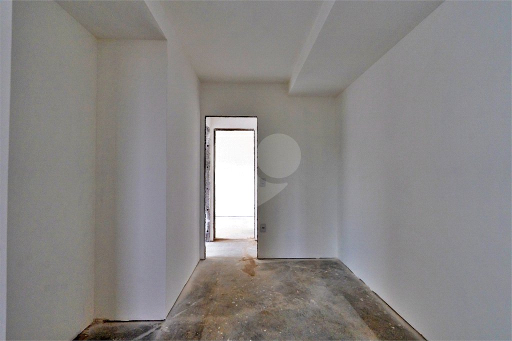 Apartamento à venda com 4 quartos, sendo 2 suítes,  em Jardim das Acácias, São Paulo, SP