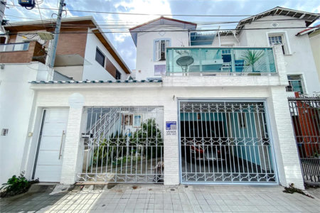 Sobrado à venda com 3 quartos, sendo 2 suítes, em Aclimação, São Paulo, SP