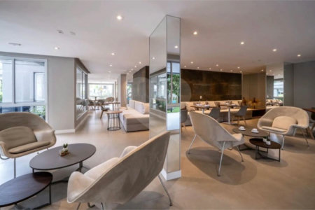Apartamento à venda com 2 suítes em Santo Amaro, São Paulo, SP