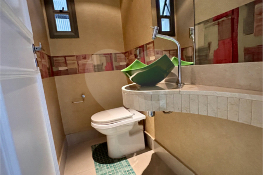 Apartamento à venda com 4 quartos, sendo 1 suíte,  em Horto Florestal, São Paulo, SP