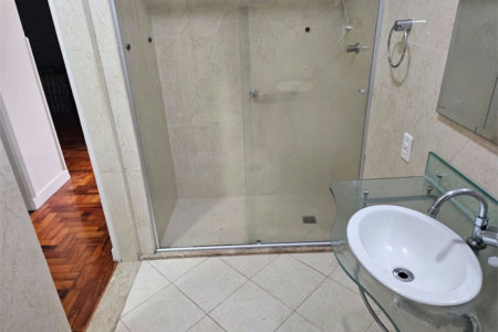 Apartamento com 3 dormitórios à venda, 98 m² por R$ 650.000,00 - Gonzaga - Santos/SP