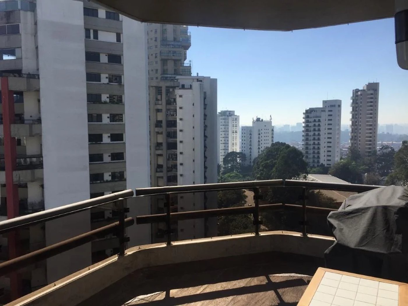 Apartamento à venda ou para alugar com 4 suítes em Vila Suzana, São Paulo, SP