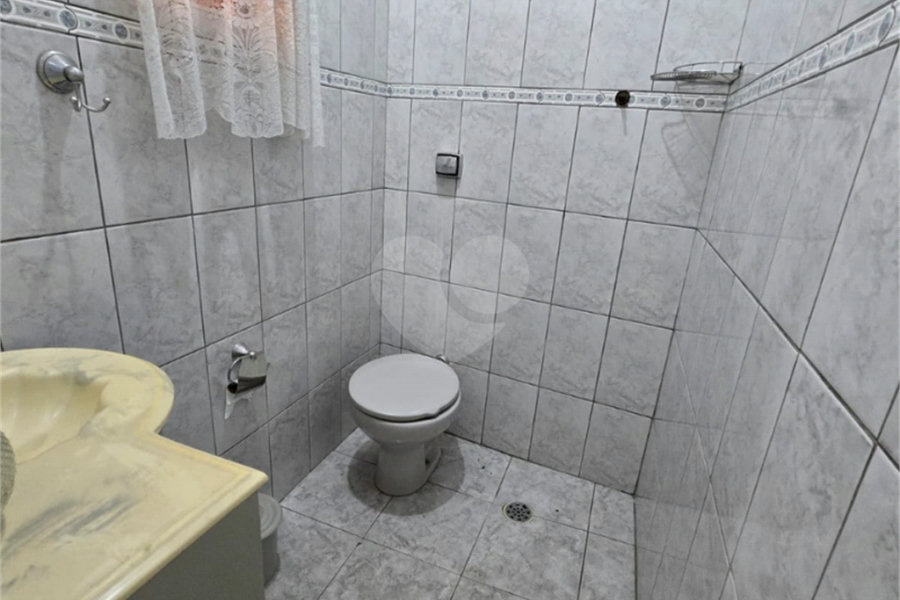 Casa à venda com 3 quartos, sendo 1 suíte, em Vila Pereira Cerca, São Paulo, SP