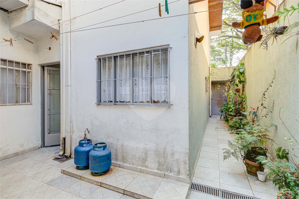 Sobrado à venda com 4 quartos, sendo 1 suíte, em Alto da Boa Vista, São Paulo, SP
