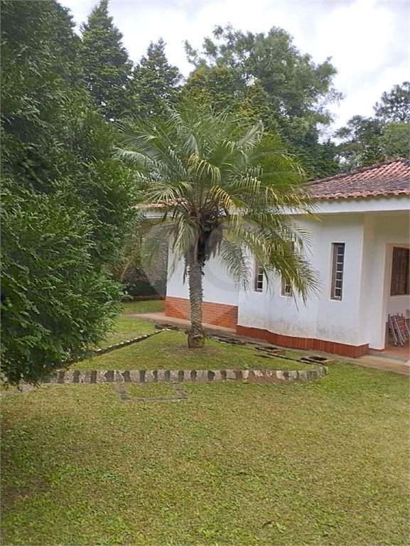 Chácara à venda com 3 quartos, sendo 2 suítes,  no Centro (canguera), São Roque, SP