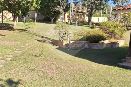 Casa em condomínio à venda com 4 quartos, sendo 2 suítes, no Centro, Bom Jesus dos Perdões, SP
