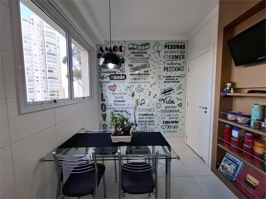 Apartamento à venda com 3 suítes em Santana, São Paulo, SP