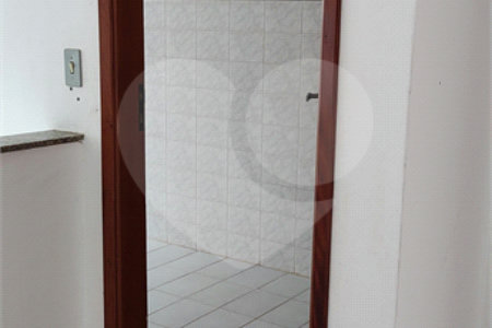 Sobrado à venda com 3 quartos, sendo 1 suíte, em Ressaca, Atibaia, SP