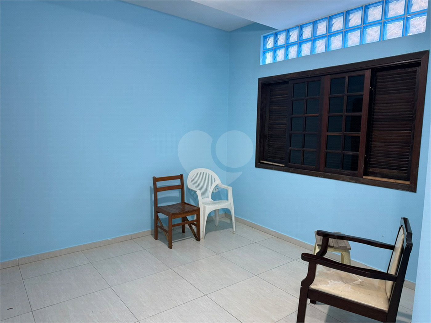 Casa à venda com 3 quartos, sendo 1 suíte, em Chácara Primavera, Suzano, SP