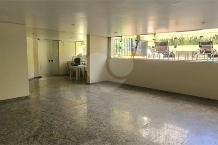Apartamento à venda com 3 quartos, sendo 1 suíte, em Pinheiros, São Paulo, SP