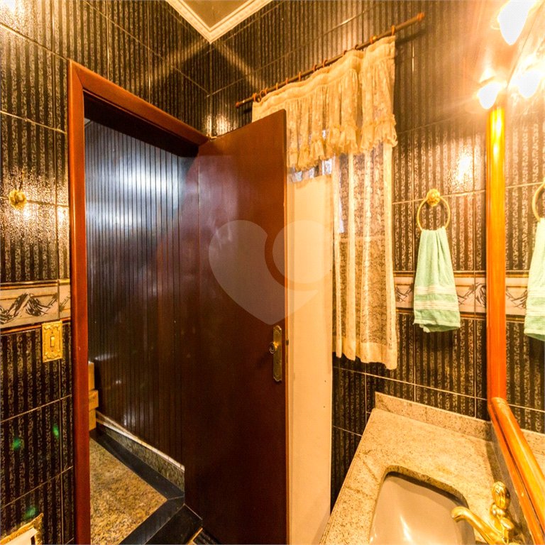 Casa à venda ou para alugar com 5 quartos, sendo 3 suítes, em Independência, São Bernardo do Campo, SP