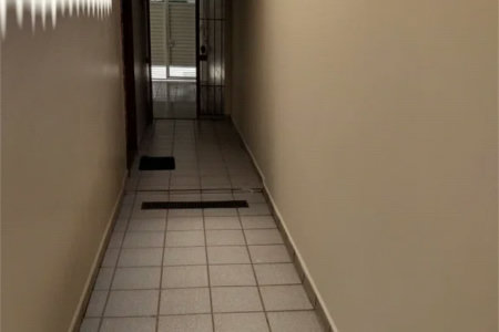 Casa à venda com 4 quartos, sendo 1 suíte,  em Alto da Lapa, São Paulo, SP