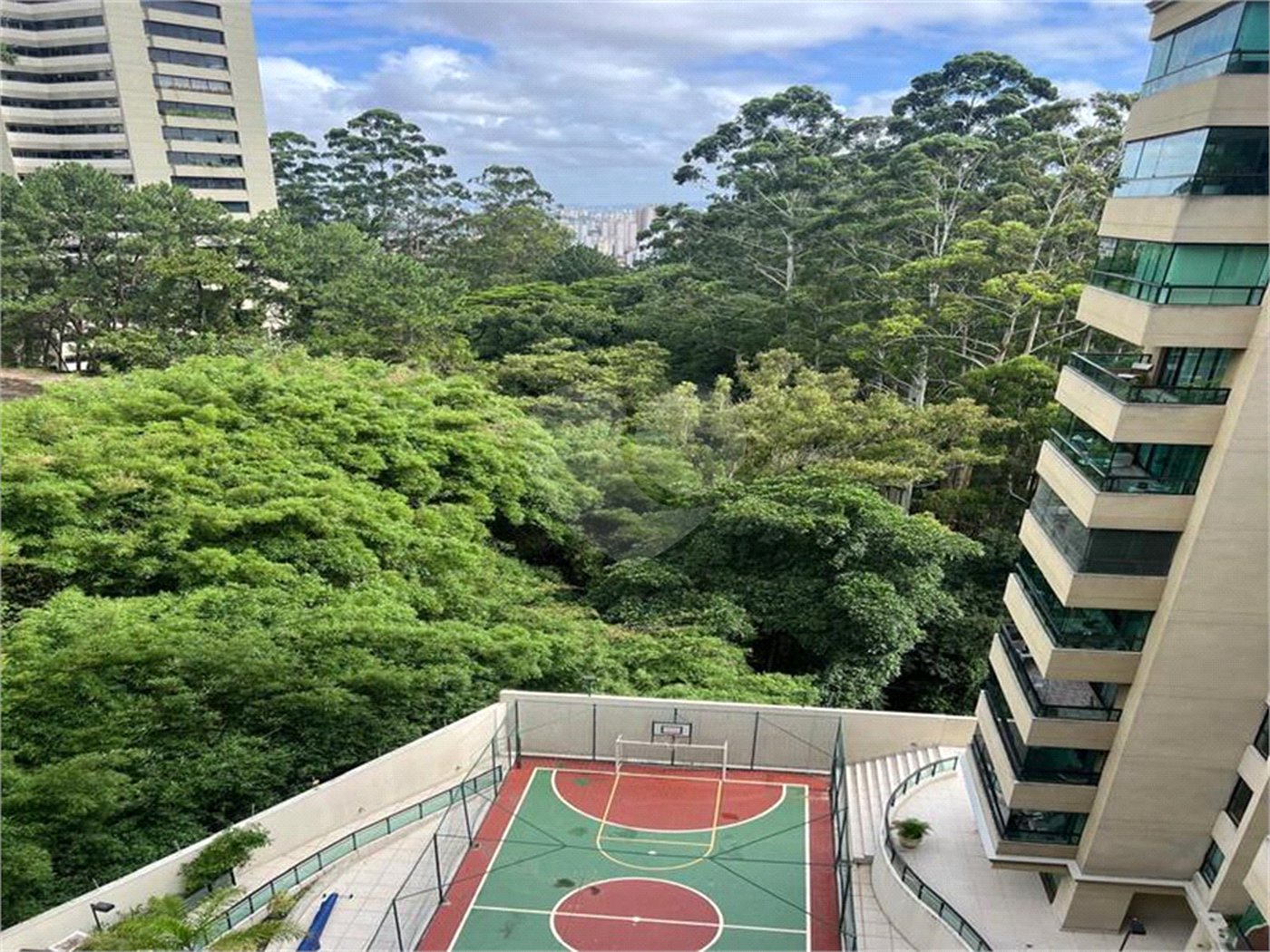 Apartamento à venda com 4 quartos, sendo 2 suítes, em Paraisópolis, São Paulo, SP