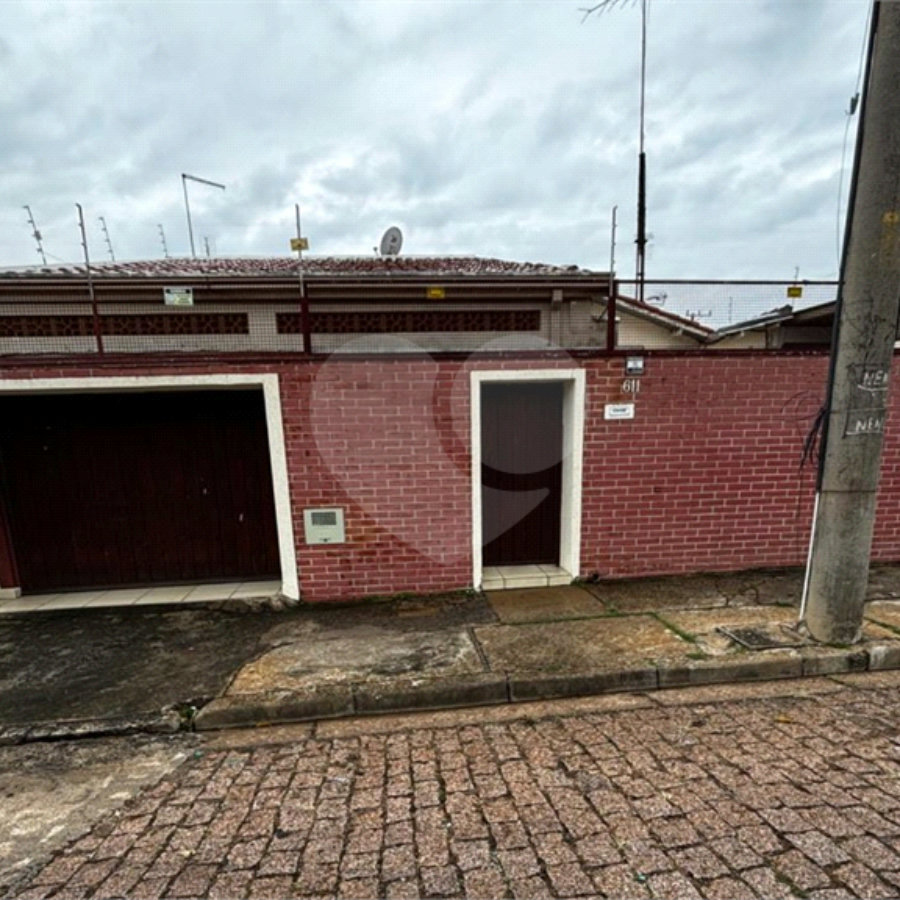 Casa à venda com 3 quartos em Jardim Marília, Salto, SP