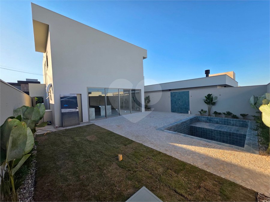 Casa sobrado 3 suítes com piscina Parque Faber IV