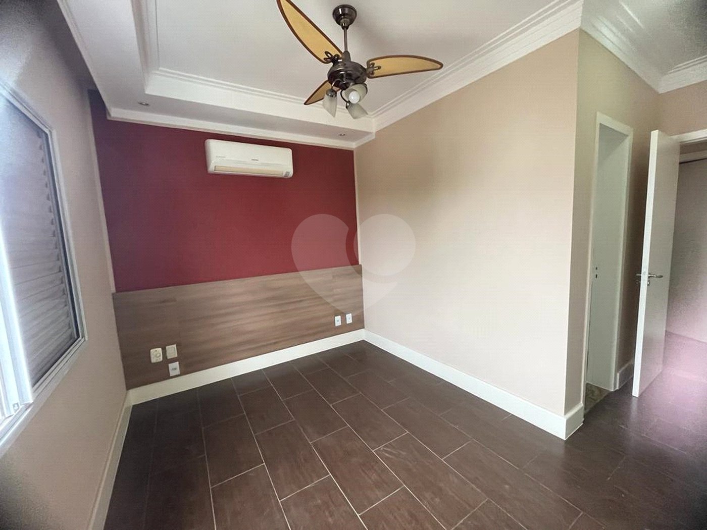 Casa à venda com 3 quartos, sendo 1 suíte, no condomínio Villagio DI Lucca, Sorocaba - SP