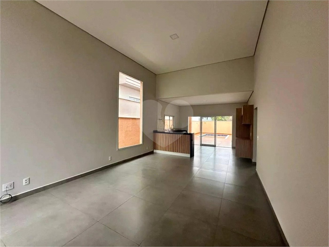 Casa à venda com 3 quartos, sendo 1 suíte, no condomínio Residencial Villa Verona, Sorocaba - SP