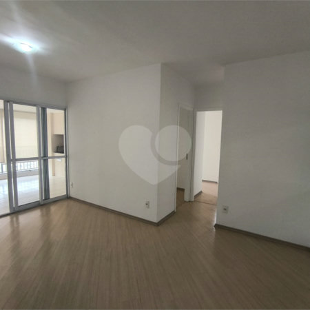 Apartamento à venda com 3 quartos, sendo 1 suíte,  em Tucuruvi, São Paulo, SP